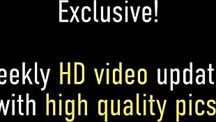 Charlee Chase und Vicky Vixxx melken deinen Schwanz beim wilden Fußficken POV