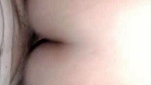 Amateur homemade doggystyle fucking bent over pussy ends with cumshot.