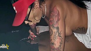 Watch Amanda Souza get fucked by Angolan cocks at Festaprime?