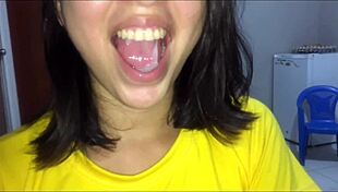 Niece lends laptop for homework but pays with her big ass and cumshot