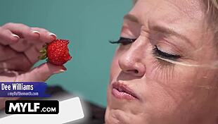 Beste MILF-Pornstars in Reihe mit Aaliyah Love und Lauren Phillips