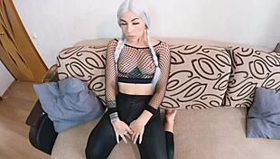 Seductive Neighbor Gets Leggings Torn Off Before Intense POV Fucking