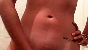 Chava Poblana feels intense pleasure while masturbating alone