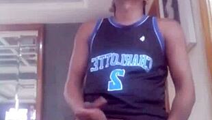 I cum hard during video call with carioca prostitute