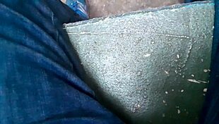 hey, i’m just a gay brasileiro jerking off in the woods, ok?