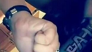 i'm this cute college babe teasing with my hot body and dab smash