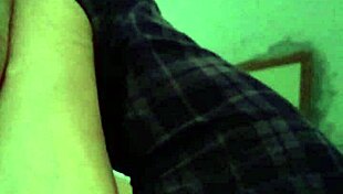 the first blowjob from this perfect amateur girlfriend is incredible