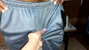 my wife gets enchanted by a huge black cock in our bedroom