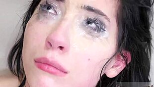 Beach couple's voyeur sex dominates amateurs