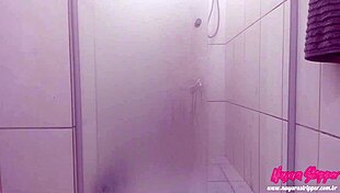 Nayara the blonde amateur enjoys a relaxing bath