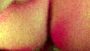 i tease with my huge venezuelan ass, begging for it hard.