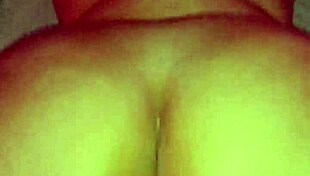 i tease with my huge venezuelan ass, begging for it hard.