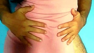 Latina MILF Cousin Blowjob With Amateurs! Intense Indian Sex Action Unleashed