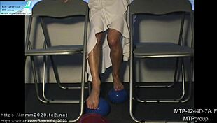 natural muscle girl operates without voice for visual effects in japanese fetish