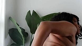 Watch Ebony Kara Kiss tease her ass with a glass dildo?