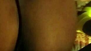 slow stroking from the back leads to quick orgasm in hotel room