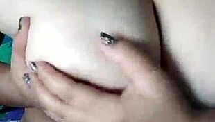 Pornstar Poosoo's new JOI videos