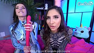 Busty Leah Gotti And Gianna Dior Fuck On Webcam