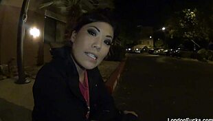 Parisian Big tit's solo trip to Sacramento