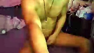 Gay asian guy performs live on cam