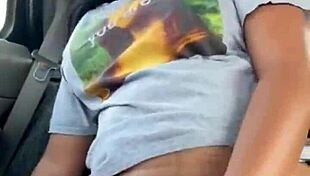 I's watchin' ebony masterbatin' in da car outdoors