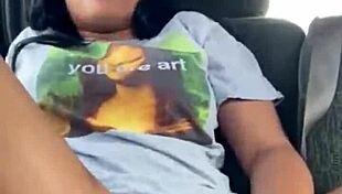 I's watchin' ebony masterbatin' in da car outdoors