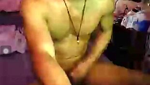 Gay asian guy performs live on cam