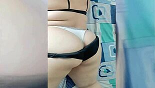 Hei, Kenapa Ngentot Cewek Chubby Bokong Besar Bikin Aku Bahagia Banget?