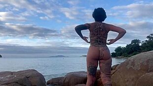 i tied myself in shibari out in public