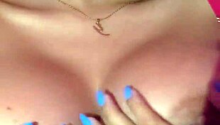 Cinthya Campos Masturbates Her Vagina Intensely