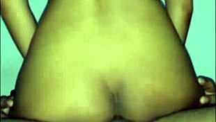 hot indian bhabhi sucks and fucks boyfriend