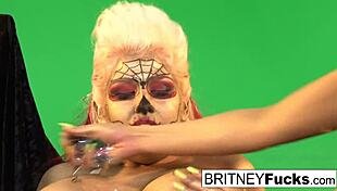 Gold painted lesbian hotties fuck passionately