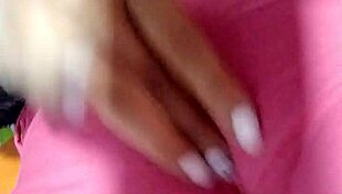 Exploring the Sexy Fat Pussy in Tight Leggings