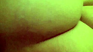 Hot pussy gets licked and fucked suggestively