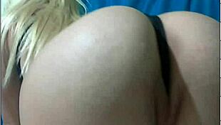 viivixinha performs a seductive striptease with clothes ripped apart. she teases the audience slowly.