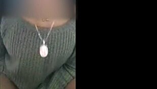 She Teaches Her Colombian Friend How To Masturbate Until She Cums Hard.