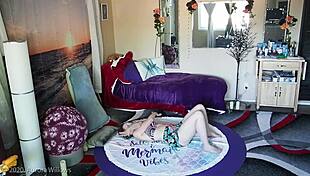 Redhead mommy stretches in yoga with shaved cameltoe exposed.