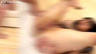 ナジャのワイルドな4対1ダブルヴァギナ、スカトロとゴックン