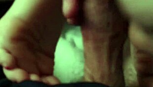 movie 0024 featuring foot movements in a neutral setting