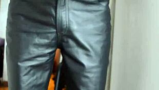 Solo guy stroking hard in tight leather pants