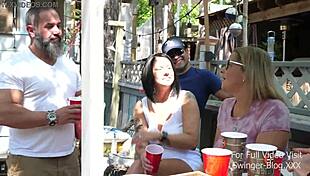 watch us fuck and suck outdoors? join the fetswing party!