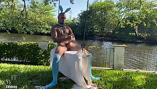 Mixitupboy teases Leo Rex 😏