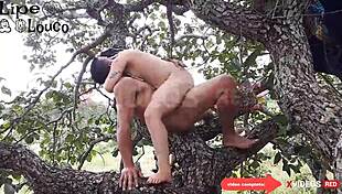 Man fucks hot Rastafari woman in public while everyone watches