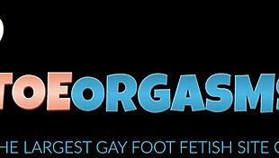 Do cute twinks worship each other's feet before butt fucking