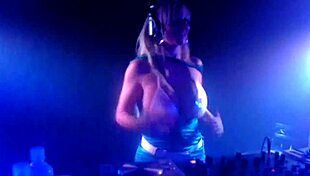 I Dance with DJ Sabrina at Balada