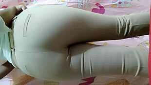 Pendeja from work shows her wet pussy on webcam