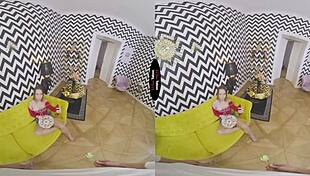 Virtual taboo - hot babe check