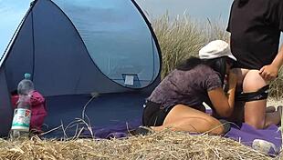 Nem felejtem el azt a creampie gangbangot a strandon 2013 júliusában