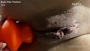 За кулисами: Алекска Вайс, Бриттани Бардо, Леди Ганг в дикой групповухе