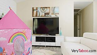 Play Date With Stepsister Chloe Temple!